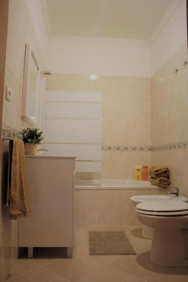 Апартаменти Casa Camoes, Near Airport, 4Km Faro Beach Екстер'єр фото